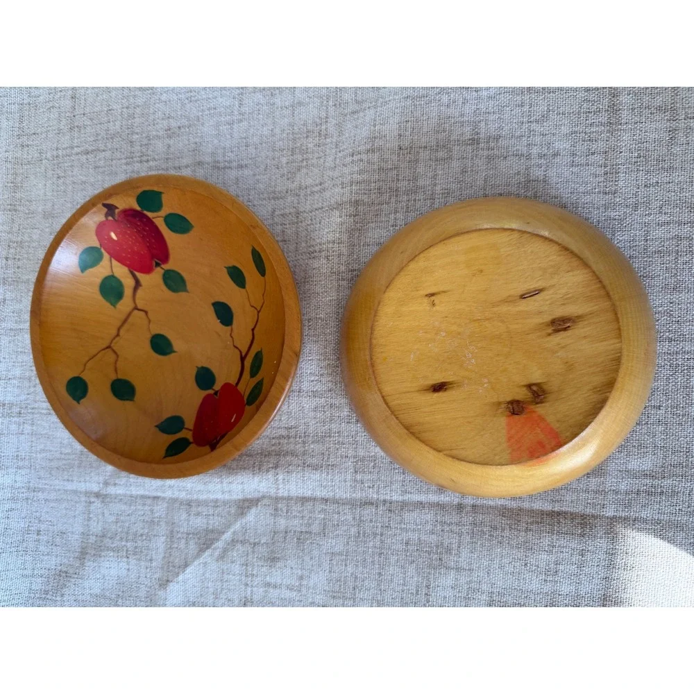 Vermont Wood Specialties Wooden Bowls Set 2 Brown Good Hand Painted Apple Fruit